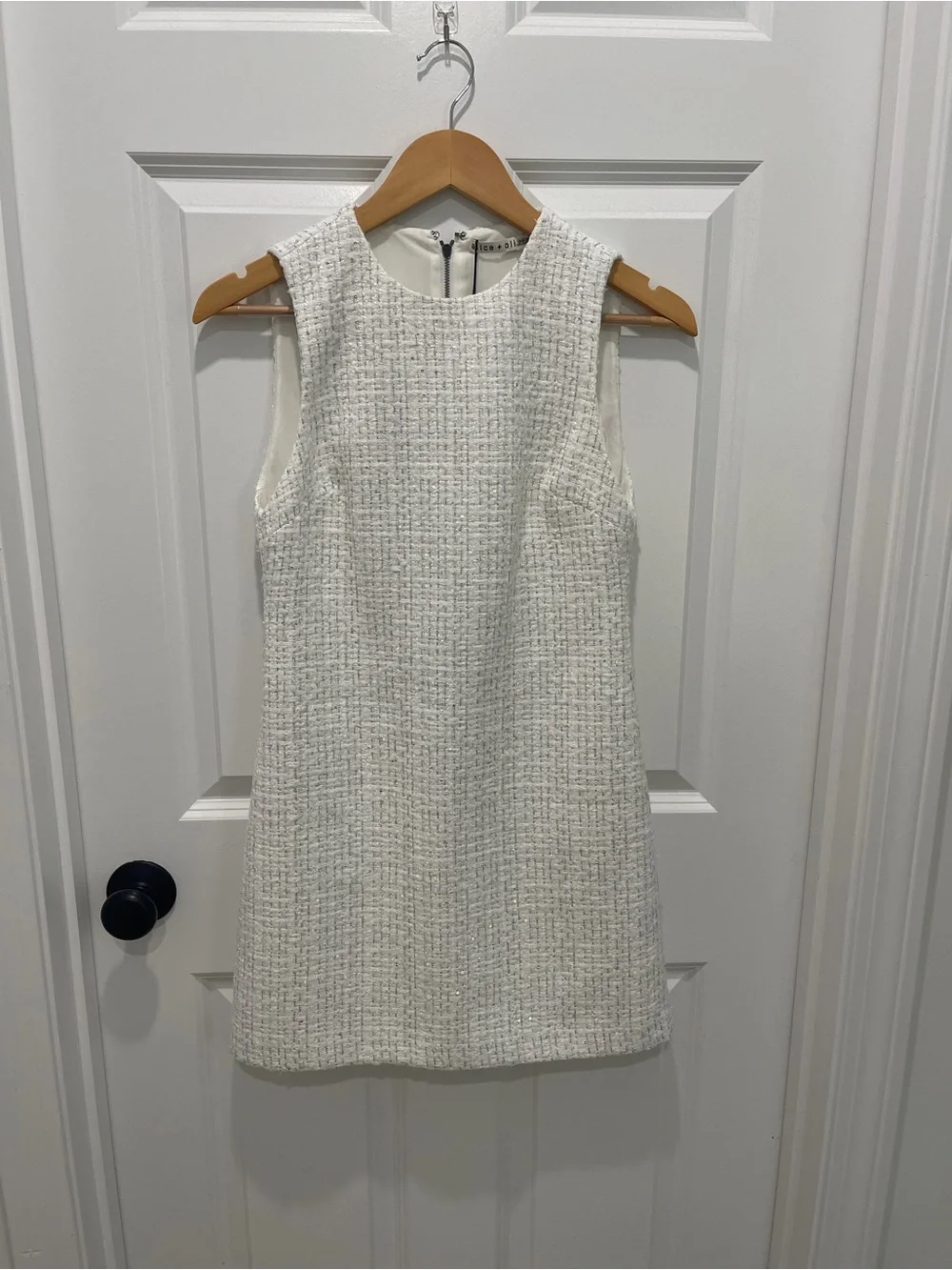 NWT Alice + Olivia Cream Textured Tweed Mini Dress - Picture 1 of 3